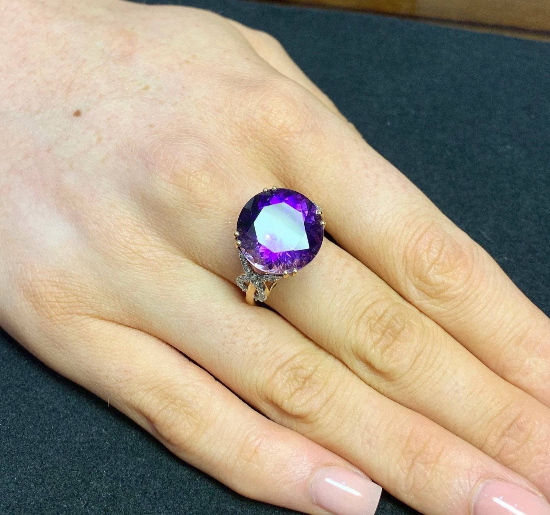 Atemberaubender Amethyst Und Diamant 18 Karat Rosegold Kleid Ring. 10Ct Plus Schöne Tiefe Farbe von NicholasJewellersCo