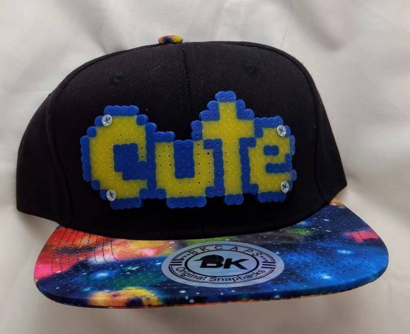 Süße Galaxy Snapbacks Süße Galaxy Snapbacks von NickNackNerds
