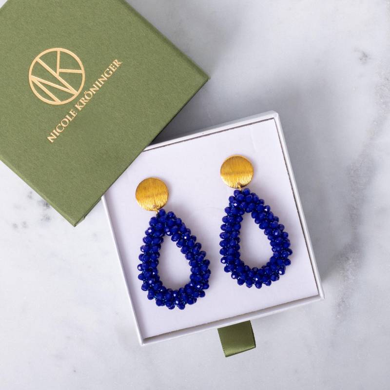 Perlen Ohrringe, Statement Hänge Trachten Schmuck, Elegante Facettenperlen, Ohrstecker Blau, Ohrringe Blau von NicoleKroeninger
