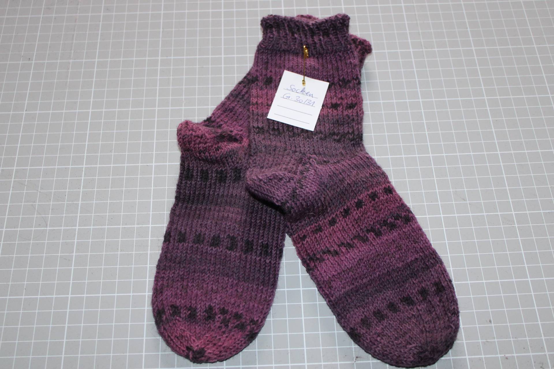 Handgestrickte Kindersocken, Gr. 30 - 31, Verschiedene Farben von NicoleNaehoase