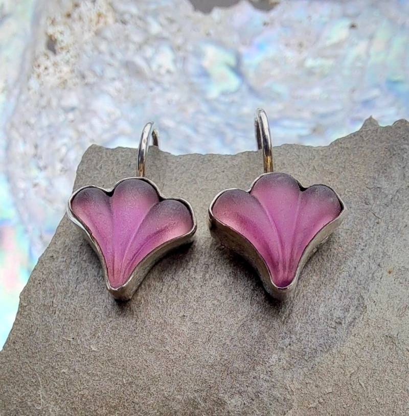 Lila Silber Ohrringe Lalique Inspiriert Fleur De Lis Sterling Vintage Glas 342 von NicolettesJewelry