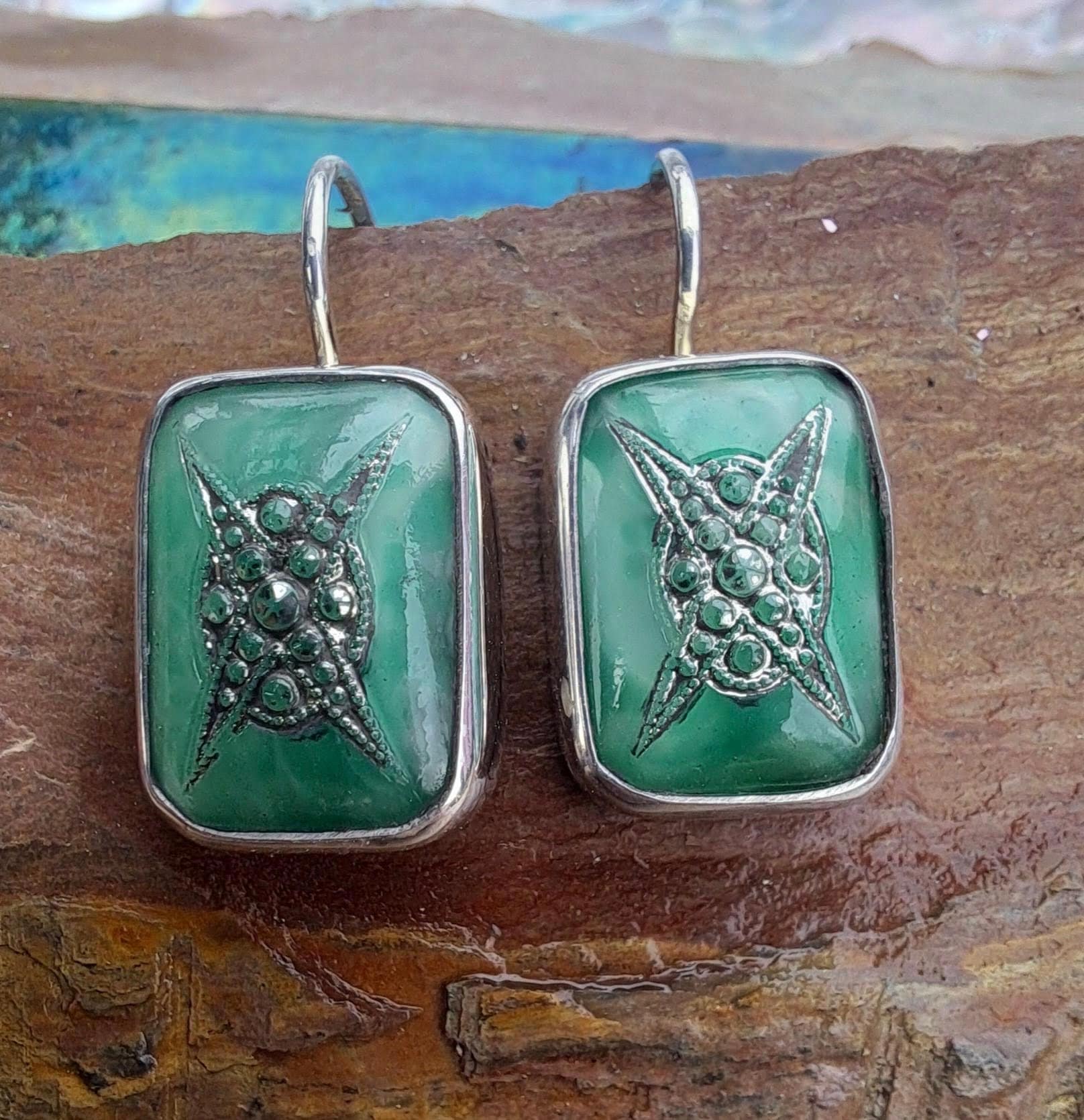 Vintage Glas Grün Art Deco Ohrringe 1920S Faux in Sterling Silber 320 Eingefasst von NicolettesJewelry