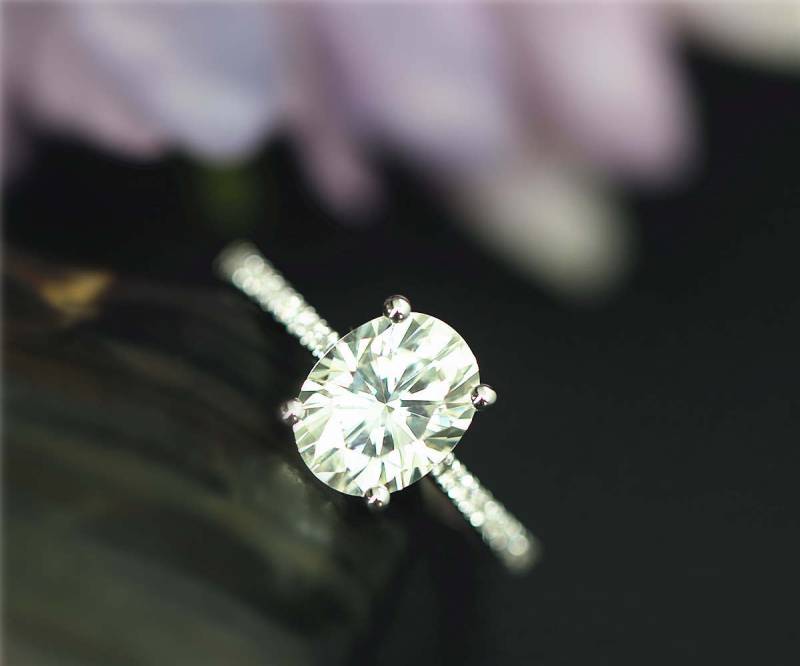 2.1Ctw Für Immer One(G-H-I 7x9mm Charles & Colvard Oval Moissanite Verlobungsring Massiv 14 K White Gold Ring Ehering Jahrestag von NidaRings