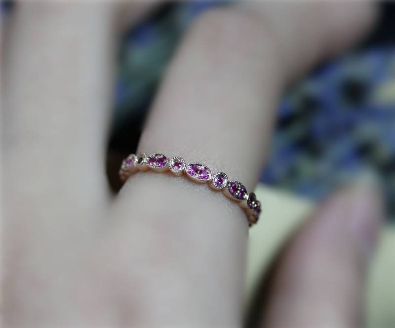 3/4 Ewigkeit Juli Birthstone Natürlichen Rot Rubin Ehering Engagement Fest 14K Rose Gold Ring Passenden Band Geburtstag Geschenke Jahrestag von NidaRings