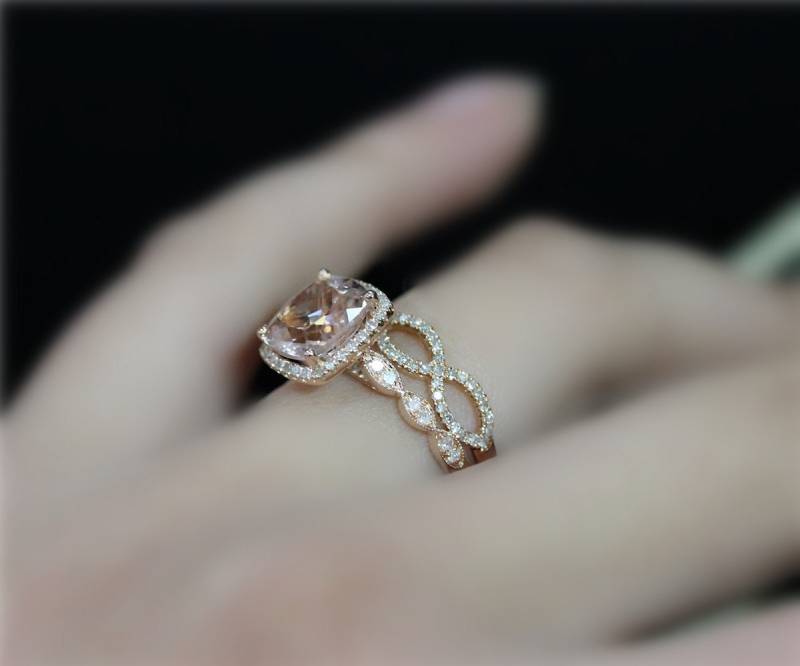 3Ct Natürliche Polster Vs Morganit Ring Set Handgefertigte Hochzeits-Ring Solid 14K Festgelegten Rotgold Verlobungsring Ehering von NidaRings