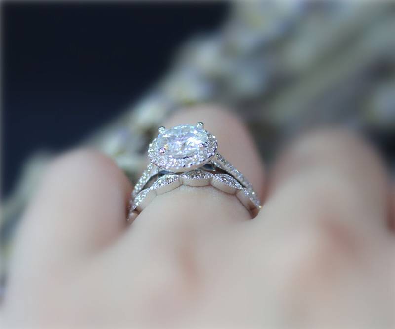 7mm Charles & Colvard Runde Moissanite Ring Set Diamant Akzent Massiv 14K Weißgold Ring-Set Verlobungsring Braut Ehering von NidaRings