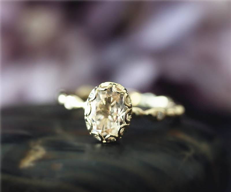 Ausgefallene Vintage Stapelbar Verlobungsring Natürliche Licht Rosa Vs Morganit Ovaler Ring Gelb Gold 14K Festen Ehering Promise von NidaRings