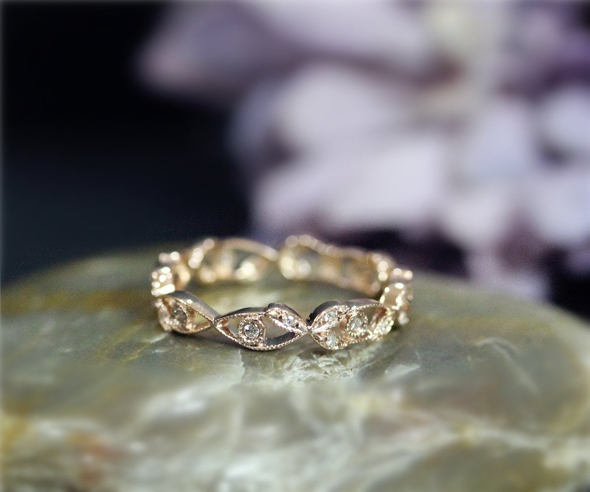 Ausverkauf Vintage Echter Diamant Ehering Blatt Design Full Eternity Solid 14K Roségold Ring Jubiläum Stapelring Passendes Band von NidaRings