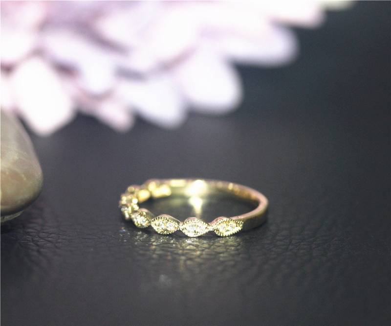 Eine Halbe Ewigkeit Einzigartigen Trauring Ehering Massiv 14K Gelb Gold Ring Versprechen Diamantene Stapelbar Passende Band Eine Halbe Ewigkeit Einzigartigen Trauring Ehering Massiv 14K Gelb Gold Ring Versprechen Diamantene Stapelbar Passende Band von NidaRings