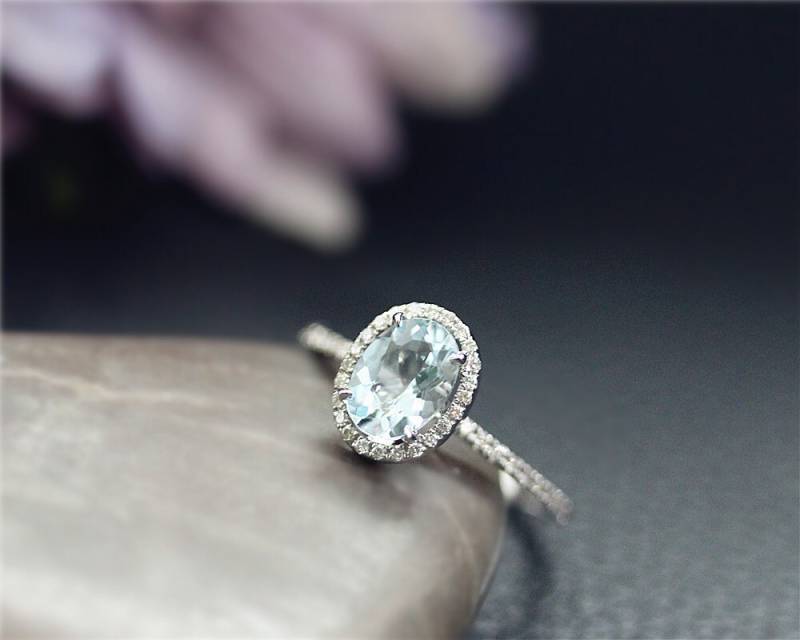 März Licht Geburtsstein Verlobungsring 6x8mm Oval Natürliche Vs Blau Aquamarin Ring Massiv 14K Weißgold Diamant Ehering von NidaRings