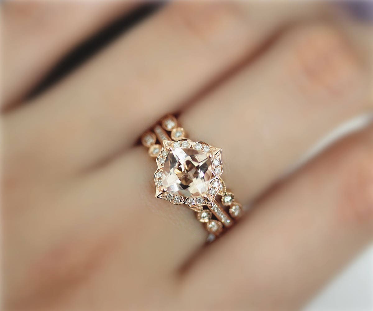 Massiv 18K Rose Gold Ring 3 Ringe 7 Mm Kissen Natürliche Morganit Set Verlobungsring Hochzeit Braut Perfektes Geschenk Massiv 18K Rose Gold Ring 3 Ringe 7 Mm Kissen Natürliche Morganit Set Verlobungsring Hochzeit Braut Perfektes Geschenk von NidaRings