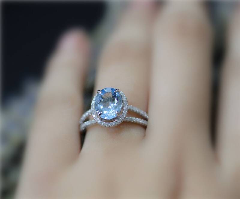 Natürliche Diamant Akzent Stein 1, 7 Ct Oval Natürliche Vs Aquamarin Ring Massiv 14K Weißgold Engagement Ehering Jubiläumsring von NidaRings
