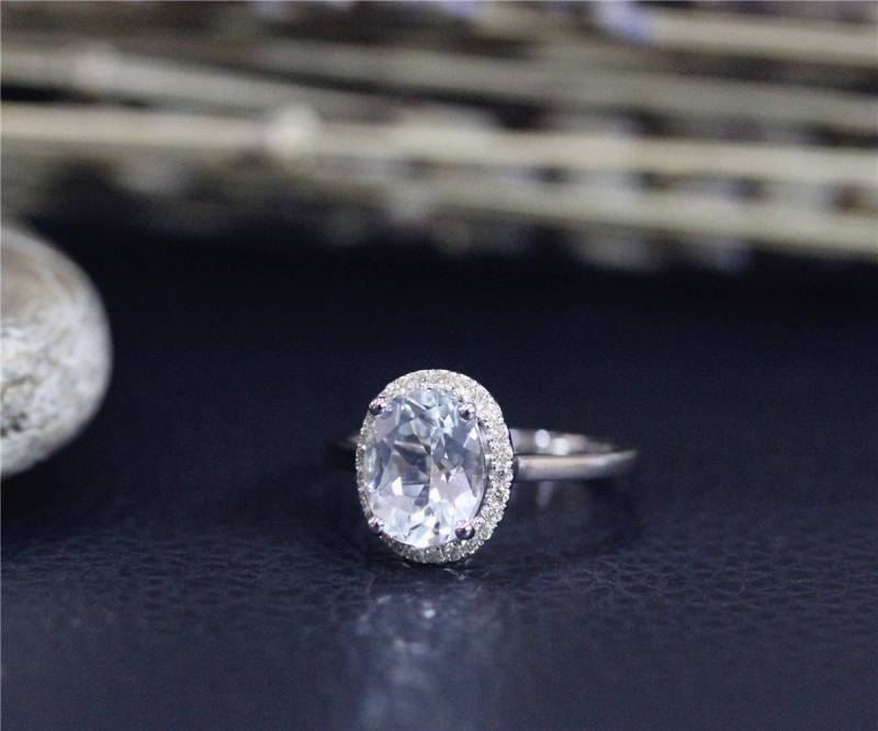 Natürliche Weiße Gem Ring 7x9mm Weißer Topas Ring Oval Klar Verlobungsring Solid 14K Weissgold Ehering Geburtstagsgeschenk von NidaRings