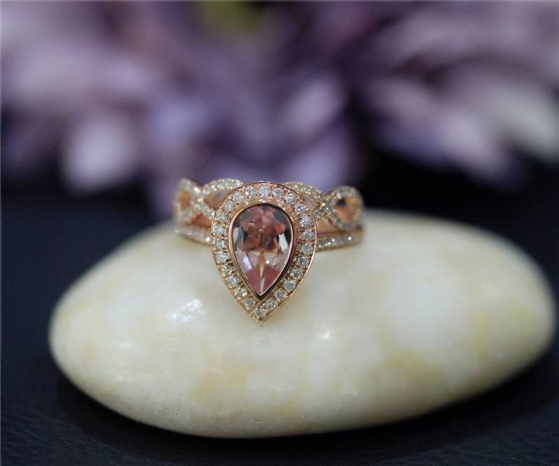 Rosa Tropfen Birne Halo-Diamant-Ring-Set Natürliche Morganit Set Engegement Ring Solid 14K Rose Gold Hochzeit Setzen Hochzeits-Set von NidaRings