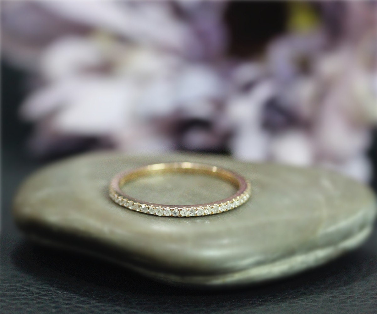 Volle Ewigkeit Diamanten Ausgefasst Trauring Verlobungsring Ehering Massiv 14K Rose Gold Ring Versprechen Jubiläum Stapelbar von NidaRings