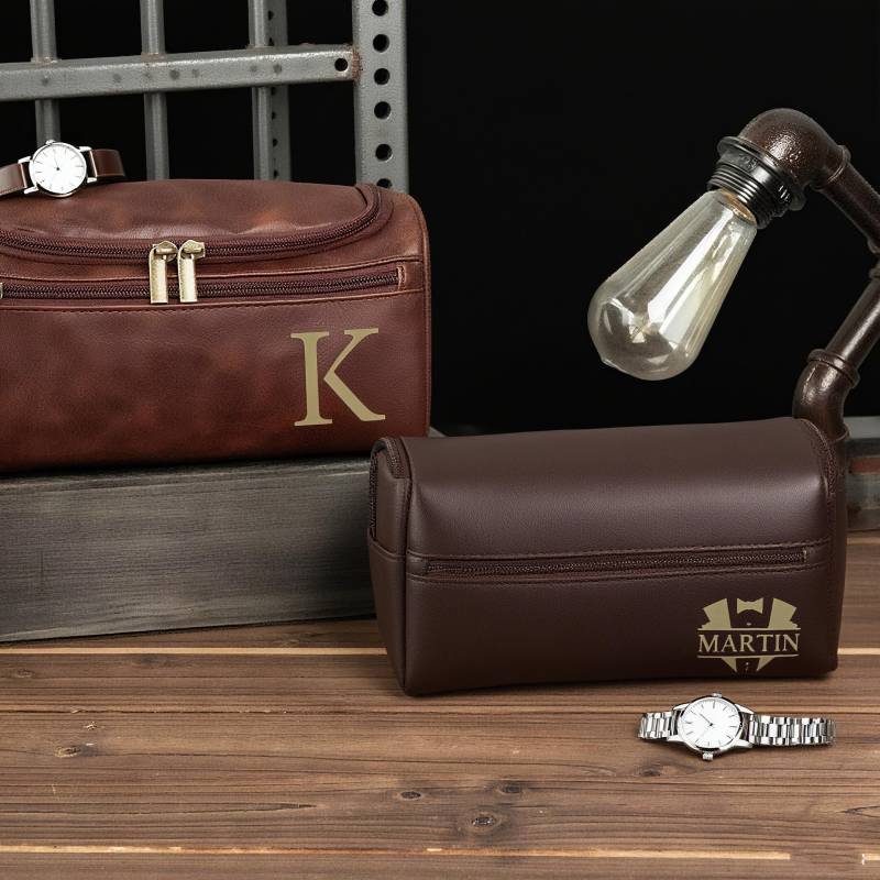 Personalized Men's Leather Toiletry Bag, Dopp Kit, Groomsmen Gifts, Anniversary Gift For Him, Travel Bag, Men's Accessory von NieVerblassen