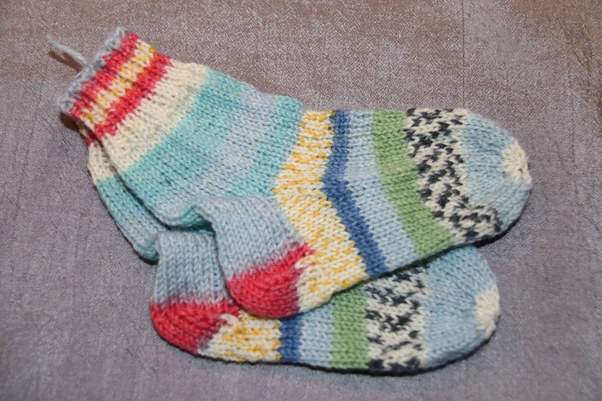 Handgestrickte Socken Größe 16/17 von NiederwasserDesign
