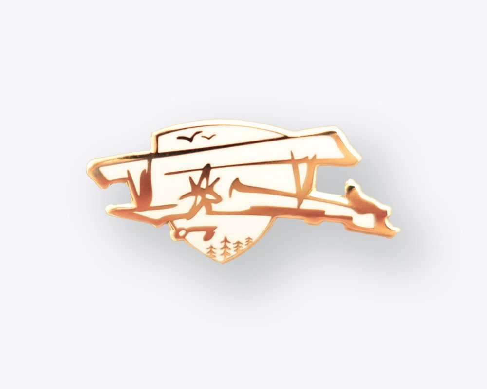 Erste Bi-Plane Anstecknadel | Weißgold Premium Enamel Pin Hart Erste Bi-Plane Anstecknadel | Weißgold Premium Enamel Pin Hart von NightDeskDesign