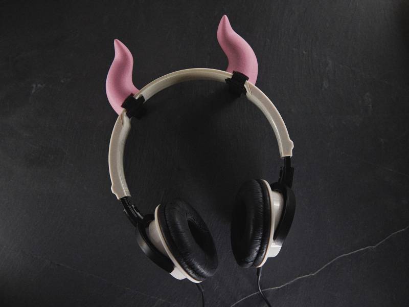 Anime Hörner Kopfhörer Schmuck Zubehör Accessoire Gaming Cosplay Streamer von NightmareCreationsDE