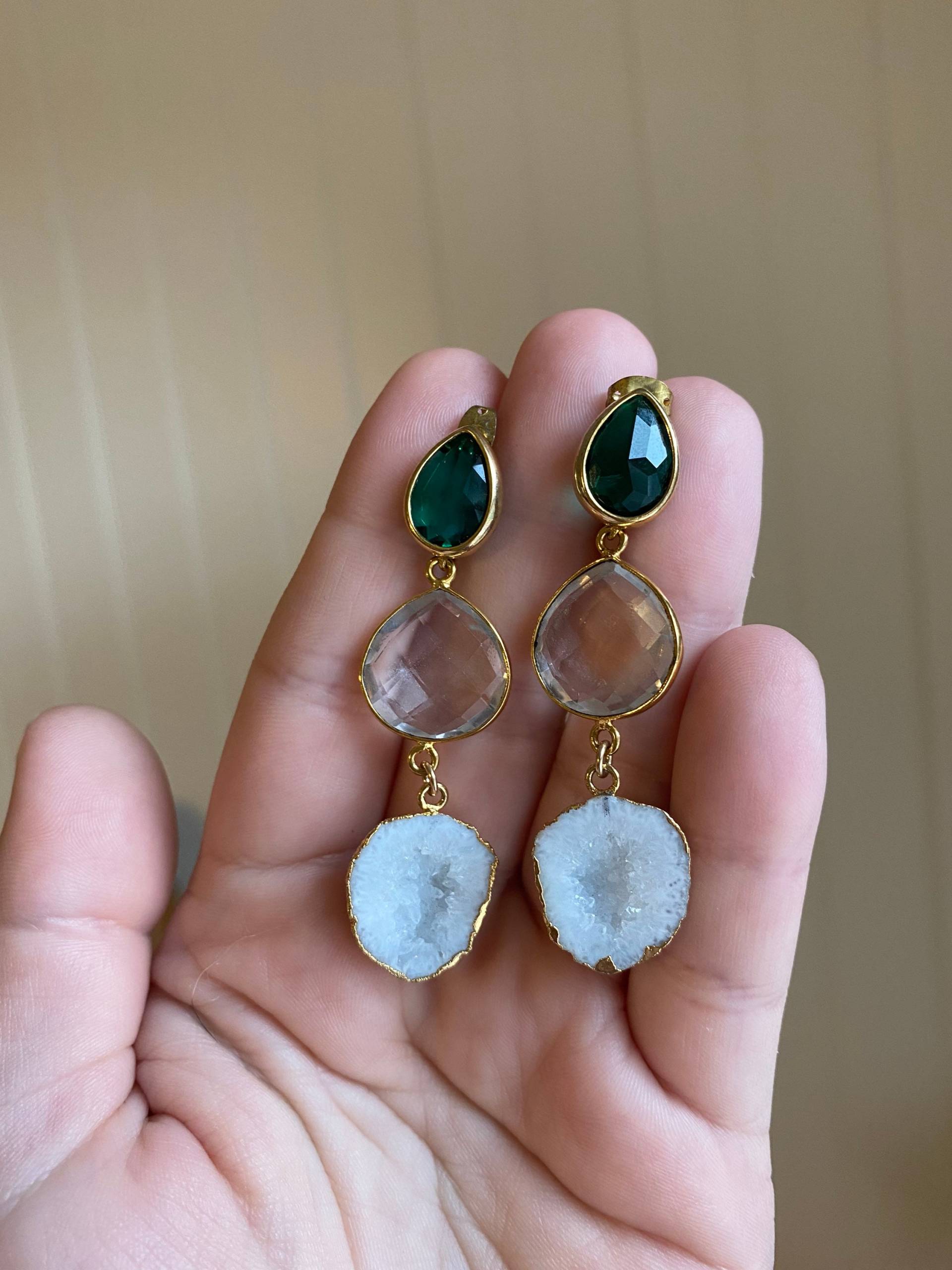 Vergoldet Grün Und Weiß Druzy Geode Kristall Tropfen Ohrringe Braut Vergoldet Grün Und Weiß Druzy Geode Kristall Tropfen Ohrringe Braut von NikHufDesigns