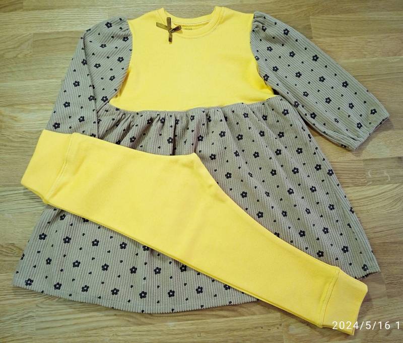 2-Tl. Set , Kleidchen + Leggins von NikasHandmadeShop