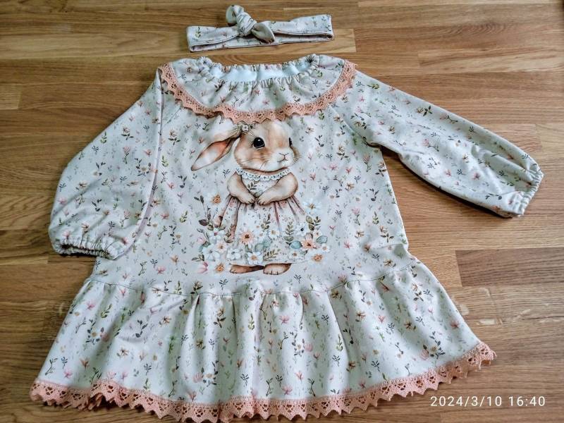 Kleidchen "Kleine Freunde" von NikasHandmadeShop