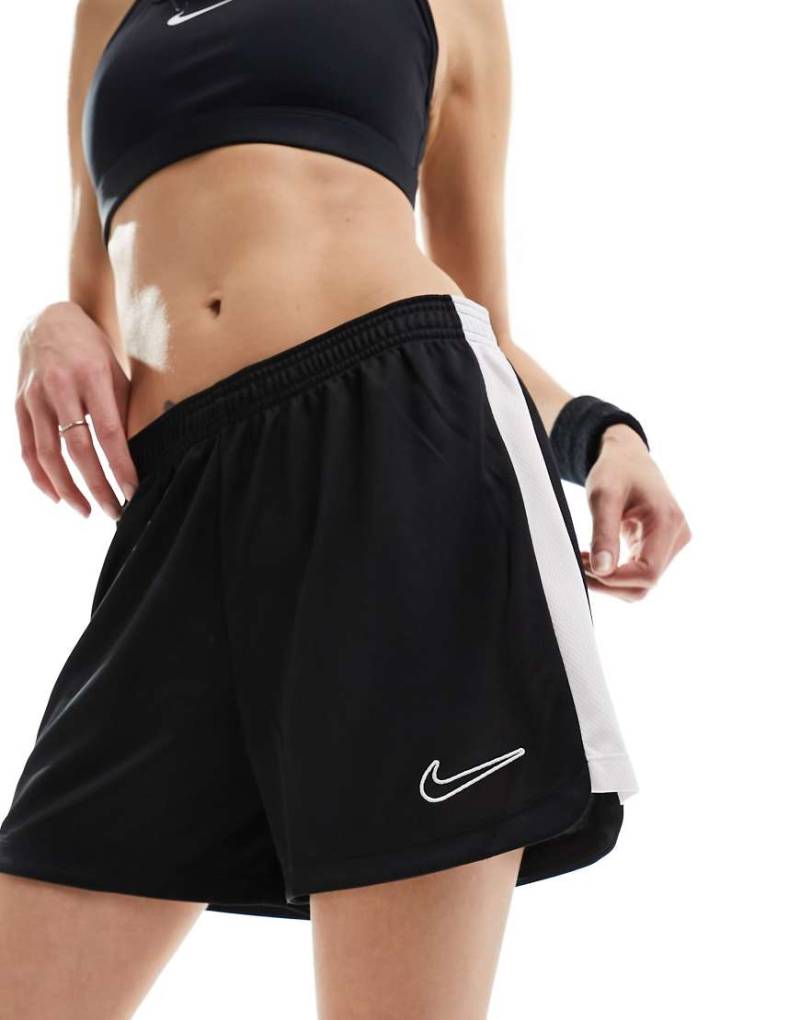Nike Football - Academy Dri-FIT - Shorts in Schwarz mit Zierstreifen von Nike Football