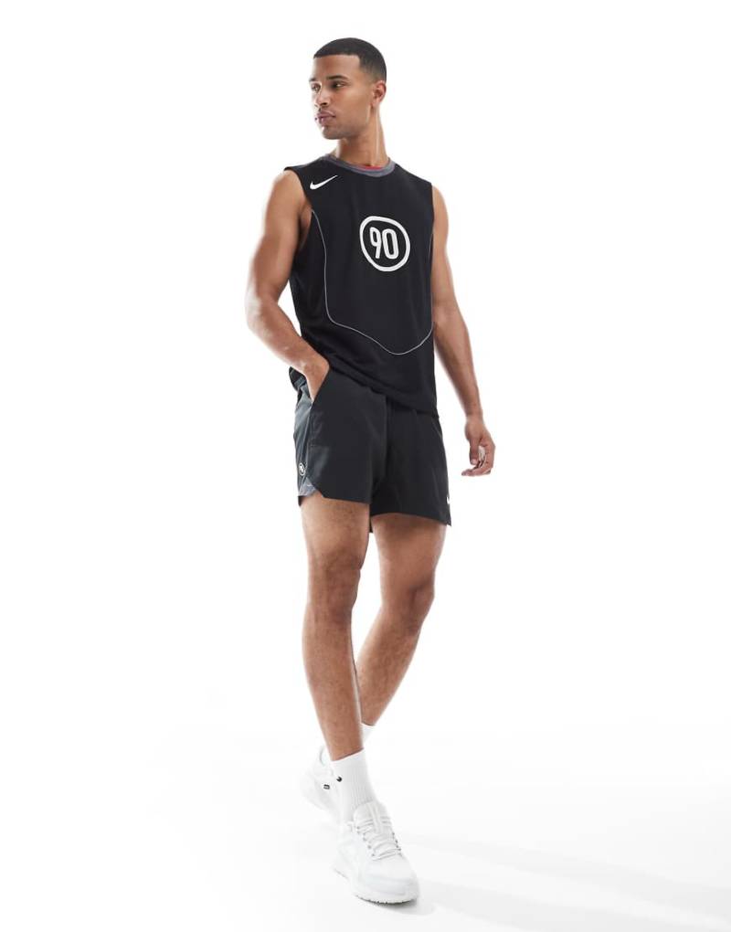 Nike - T90 - Dri-FIT - Fußballshorts in Schwarz von Nike Football