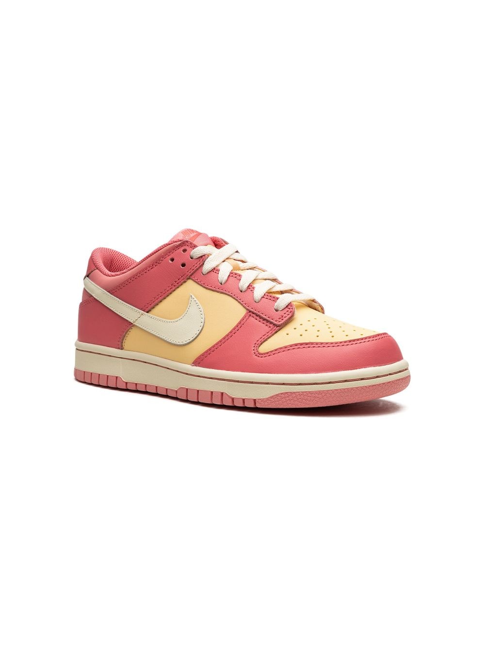 Nike Kids Dunk Low Peach Cream Sneakers - Rot von Nike Kids