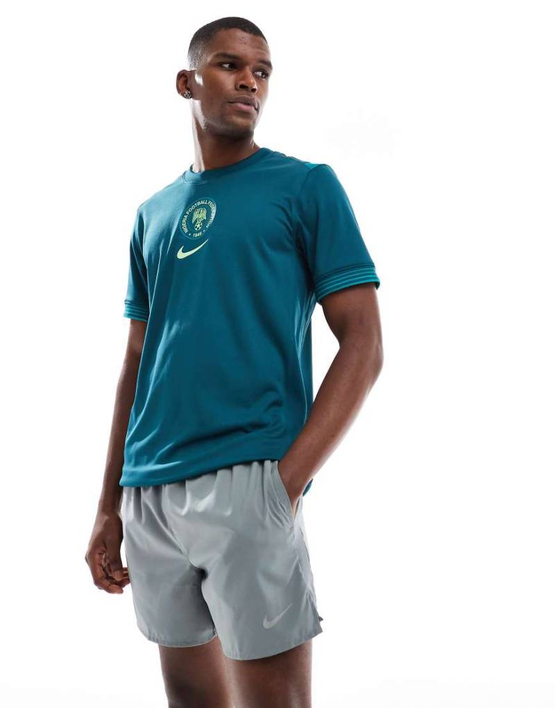 Nike Running - Challenger Dri-FIT - Shorts in Grau, 5 Zoll von Nike Running