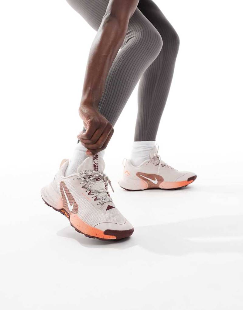 Nike Running - Juniper Trail 3 - Sneaker in Hellrot von Nike Running