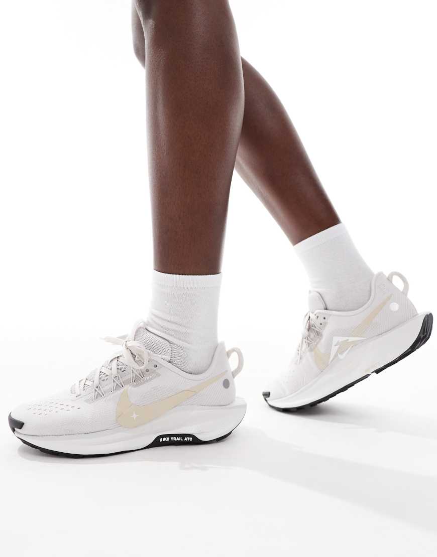 Nike Running - ReactX Pegasus Trail 5 - Sneaker in Grau von Nike Running