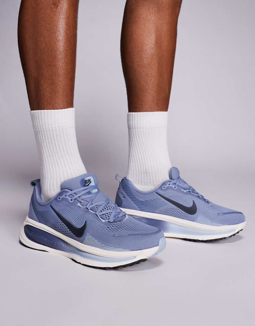 Nike Running - Vomero 18 - Sneaker in Blau von Nike Running
