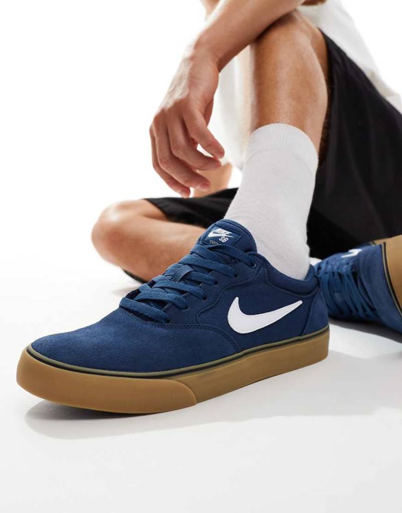 Nike SB - Chron 2 - Samt-Sneaker in Marineblau mit Gummisohle von Nike SB