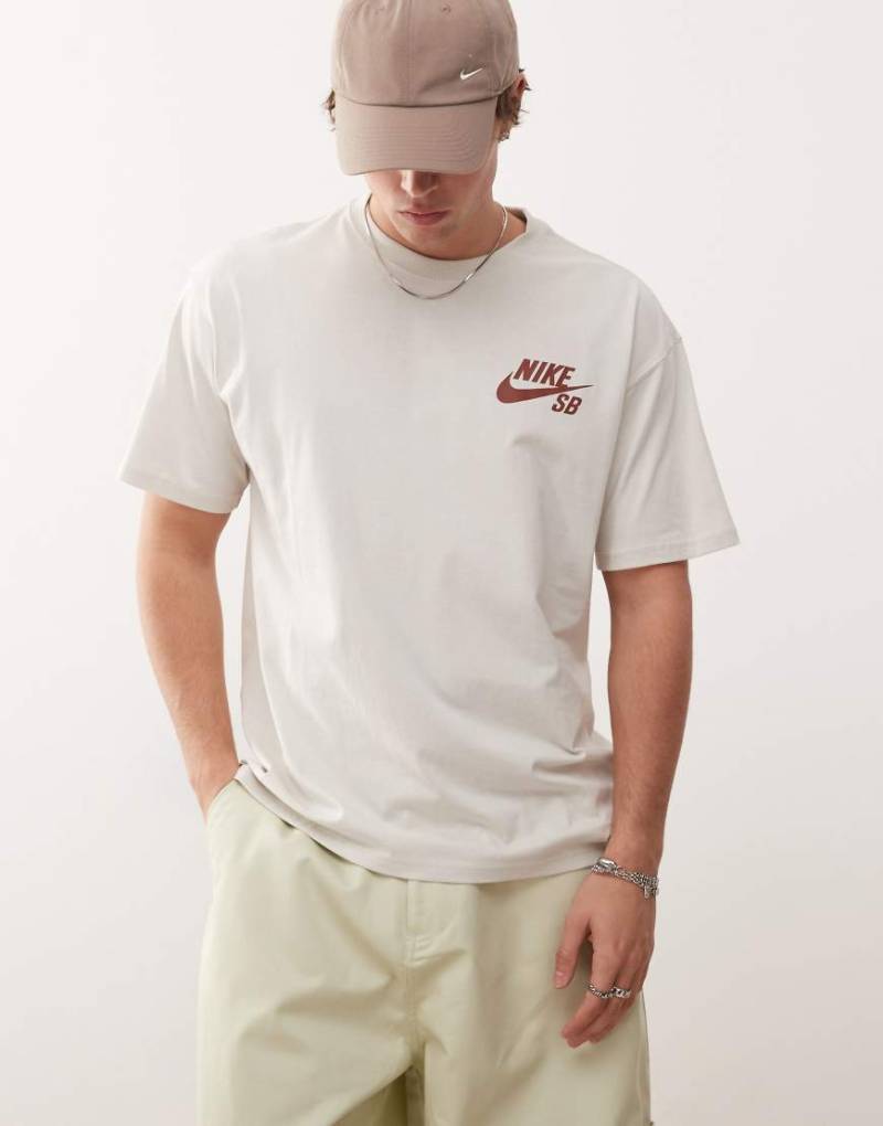 Nike SB - T-Shirt in Hellbeige mit Logo auf Brusthöhe-Neutral von Nike SB