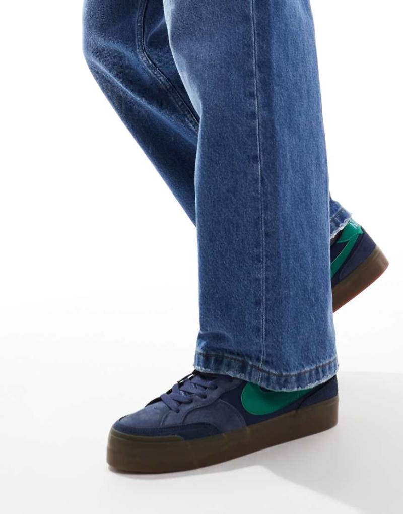 Nike SB - Zoom Pogo Plus - Sneaker in Marineblau und Grün von Nike SB