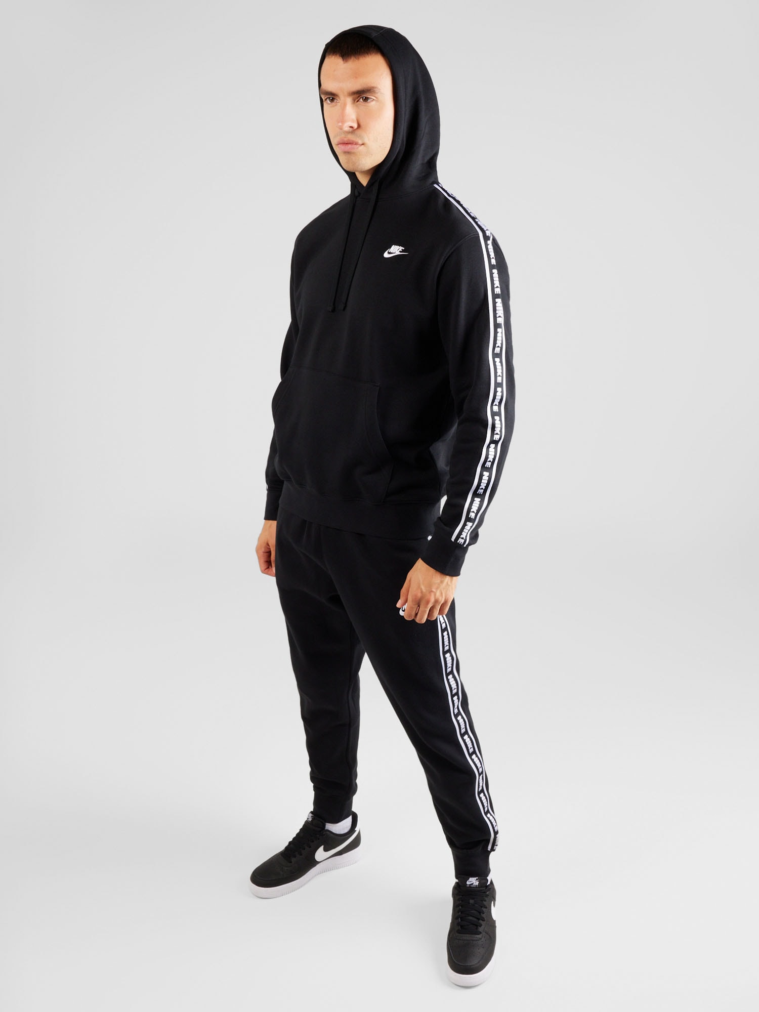 Jogginganzug 'CLUB FLEECE' von Nike Sportswear