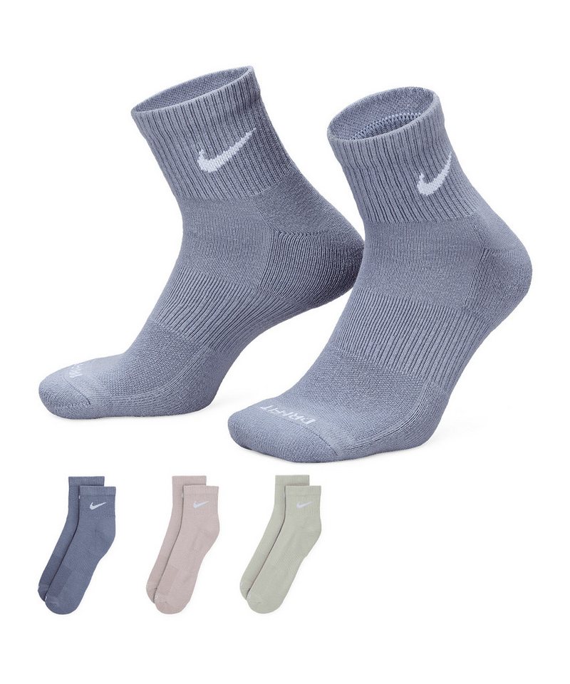 Nike Sportswear Freizeitsocken Everyday Plus Cushioned Training 3er Pack Socken Mehrfarbig default Nike Sportswear Freizeitsocken Everyday Plus Cushioned Training 3er Pack Socken Mehrfarbig default von Nike Sportswear