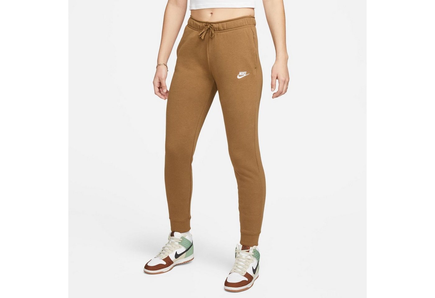 Nike Sportswear Jogginghose CLUB FLEECE WOMEN'S MID-RISE JOGGERS von Nike Sportswear