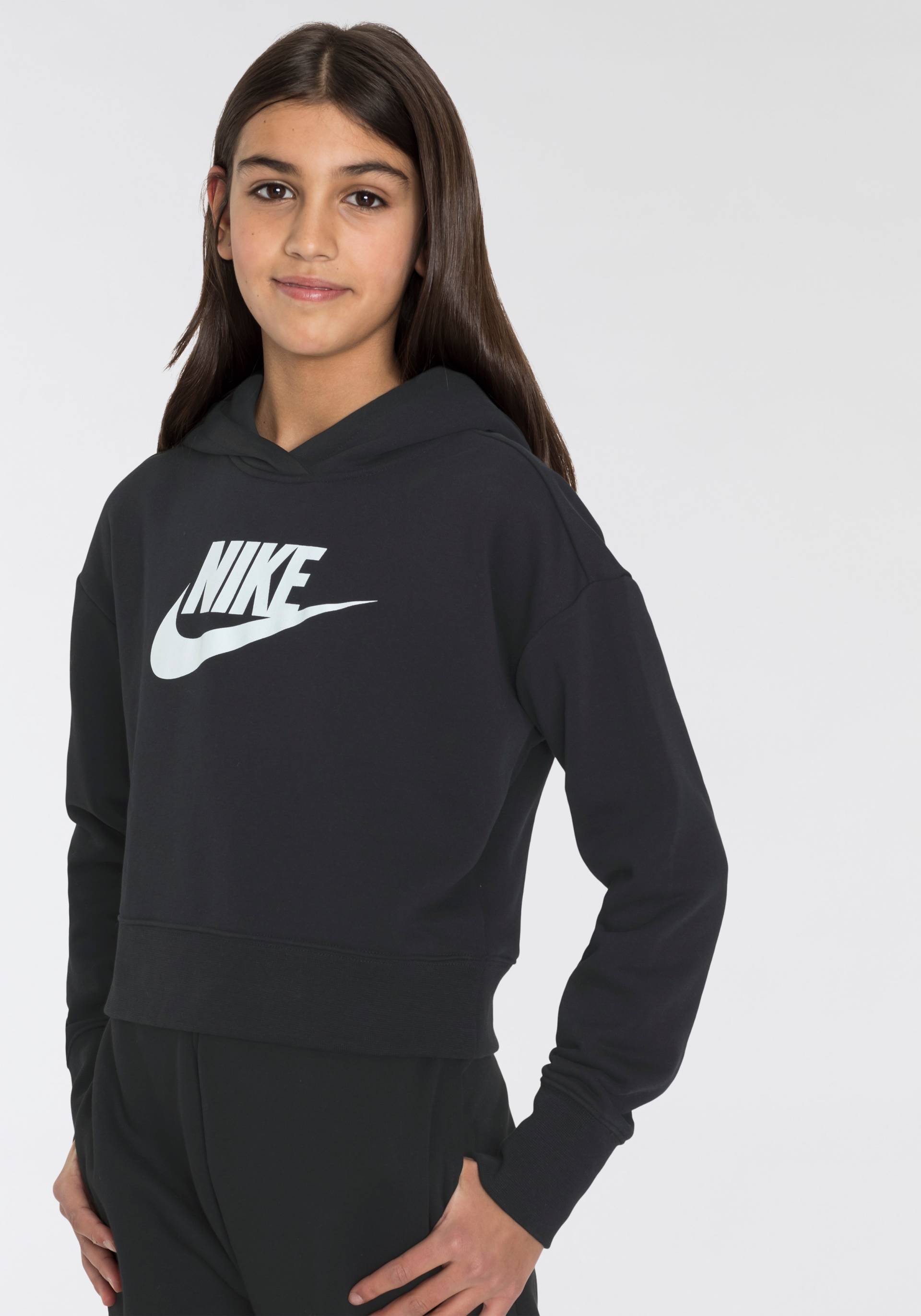 Nike Sportswear Kapuzensweatshirt "Club Big Kids (Girls) French Terry Cropped Hoodie" von Nike Sportswear