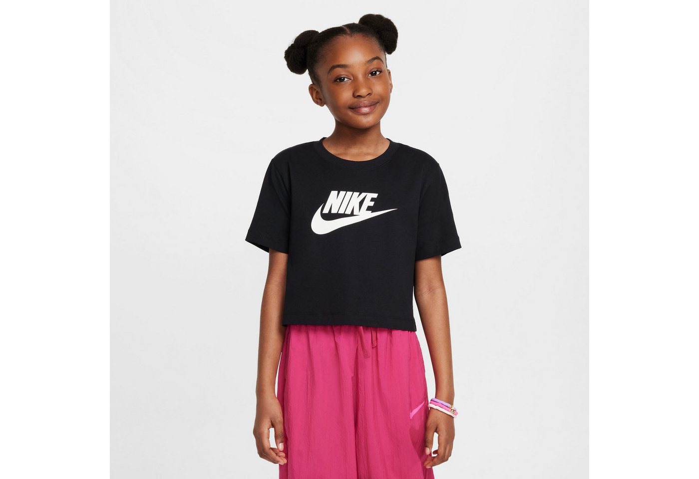 Nike Sportswear Laufshirt Nike Sportswear Big Kids' (Girls) Cropped T-Shirt (1-tlg) von Nike Sportswear