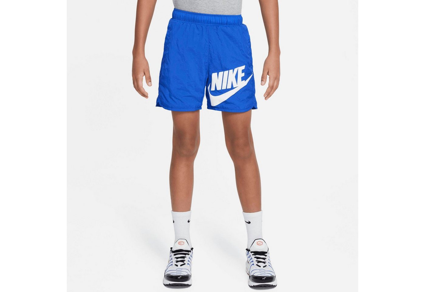 Nike Sportswear Shorts Big Kids' (Boys) Woven Shorts von Nike Sportswear