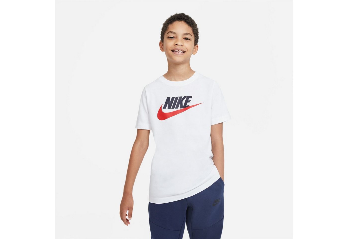 Nike Sportswear T-Shirt BIG KIDS' COTTON T-SHIRT von Nike Sportswear