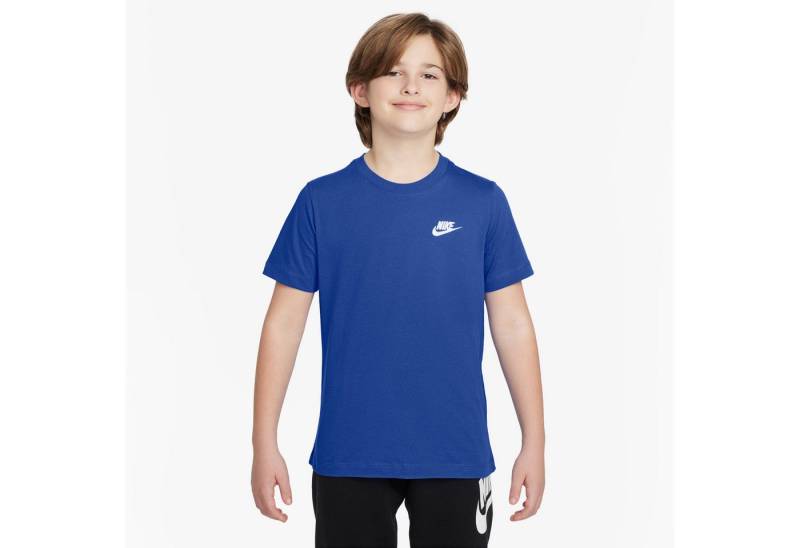 Nike Sportswear T-Shirt Nike Sportswear Big Kids' T-Shirt (1-tlg) gerader Schnitt, normale Ärmellänge, in verschiedenen US-Größen von Nike Sportswear