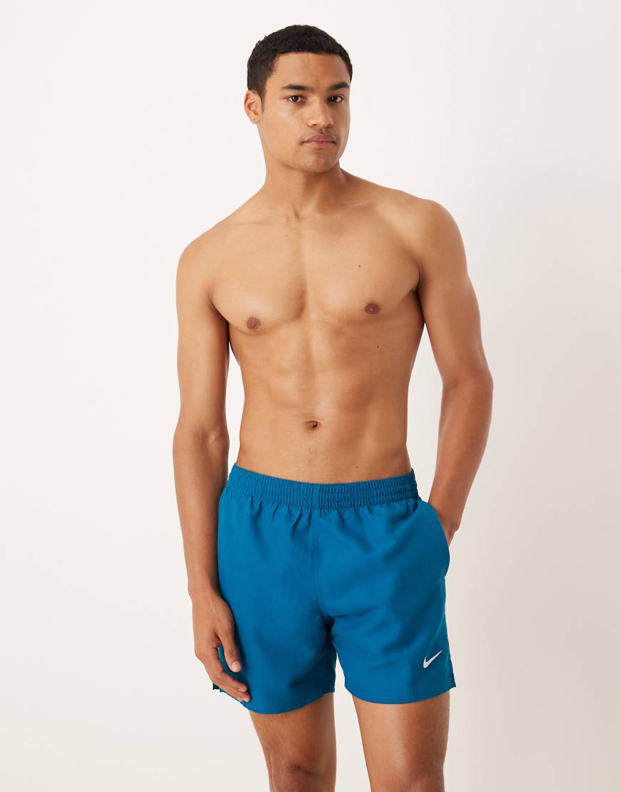 Nike - Volley - Badeshorts in Grün, 5 Zoll Schrittlänge von Nike Swimming