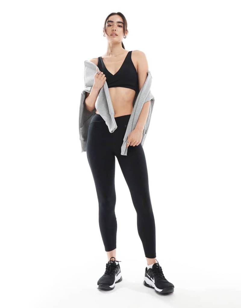 Nike - One Training - 7/8-Leggings in Schwarz mit Wickelbund von Nike Training