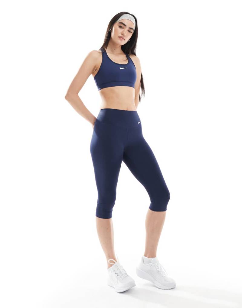 Nike - One Training - Capri-Leggings in Marineblau mit hoher Taille von Nike Training
