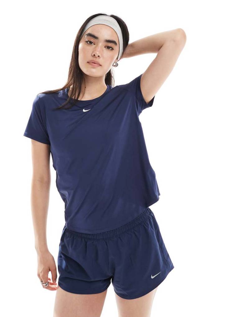 Nike - One Training - Dri-FIT - T-Shirt in Marineblau von Nike Training