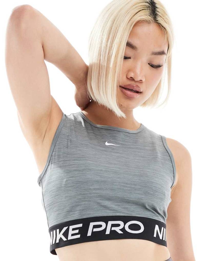 Nike - Pro Training 365 Dri-FIT - Cropped-Trägertop in Grau von Nike Training