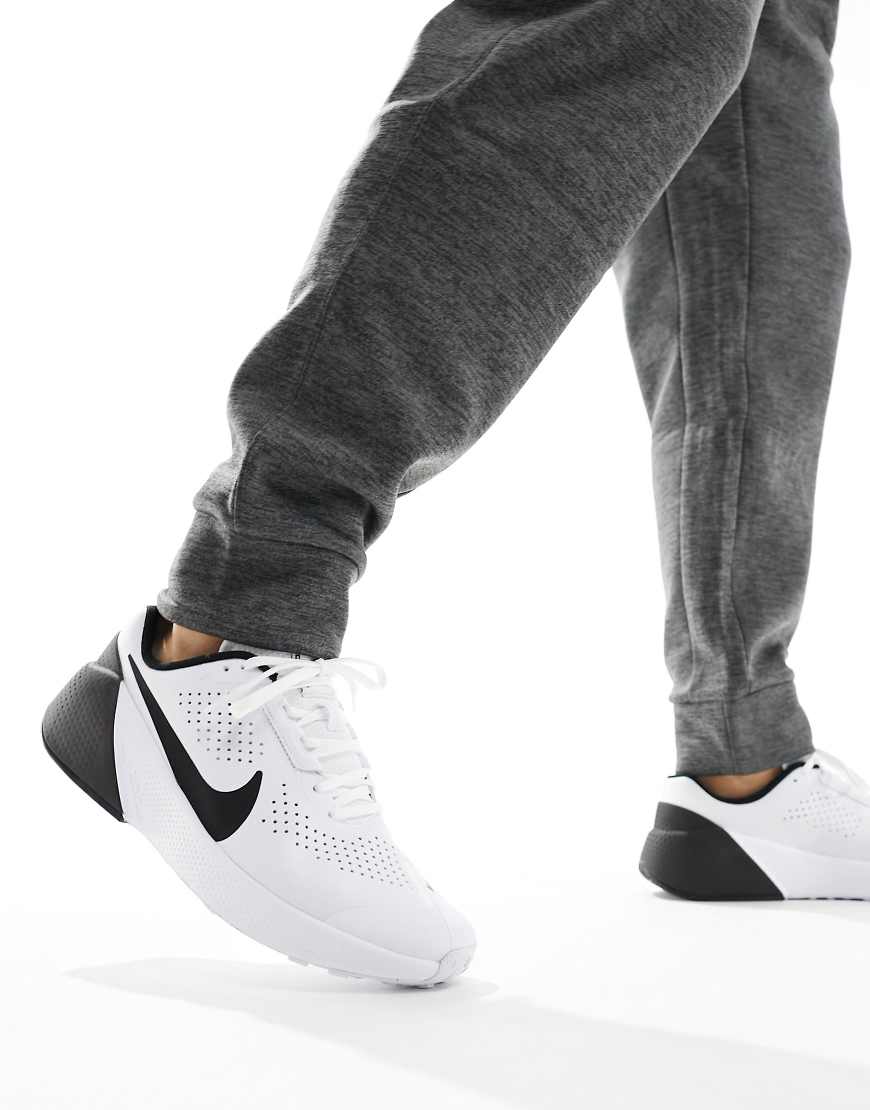 Nike Training - Air Zoom TR 1 - Sneaker in Weiß und Schwarz von Nike Training